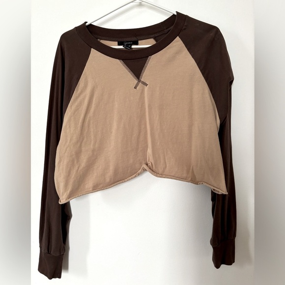 💕3/10$💕🤎Brown and Tan Women's Raglan Crop Top🤎 - Picture 1 of 1